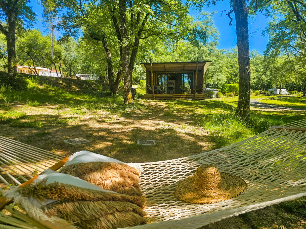 Hébergement glamping de luxe en Dordogne