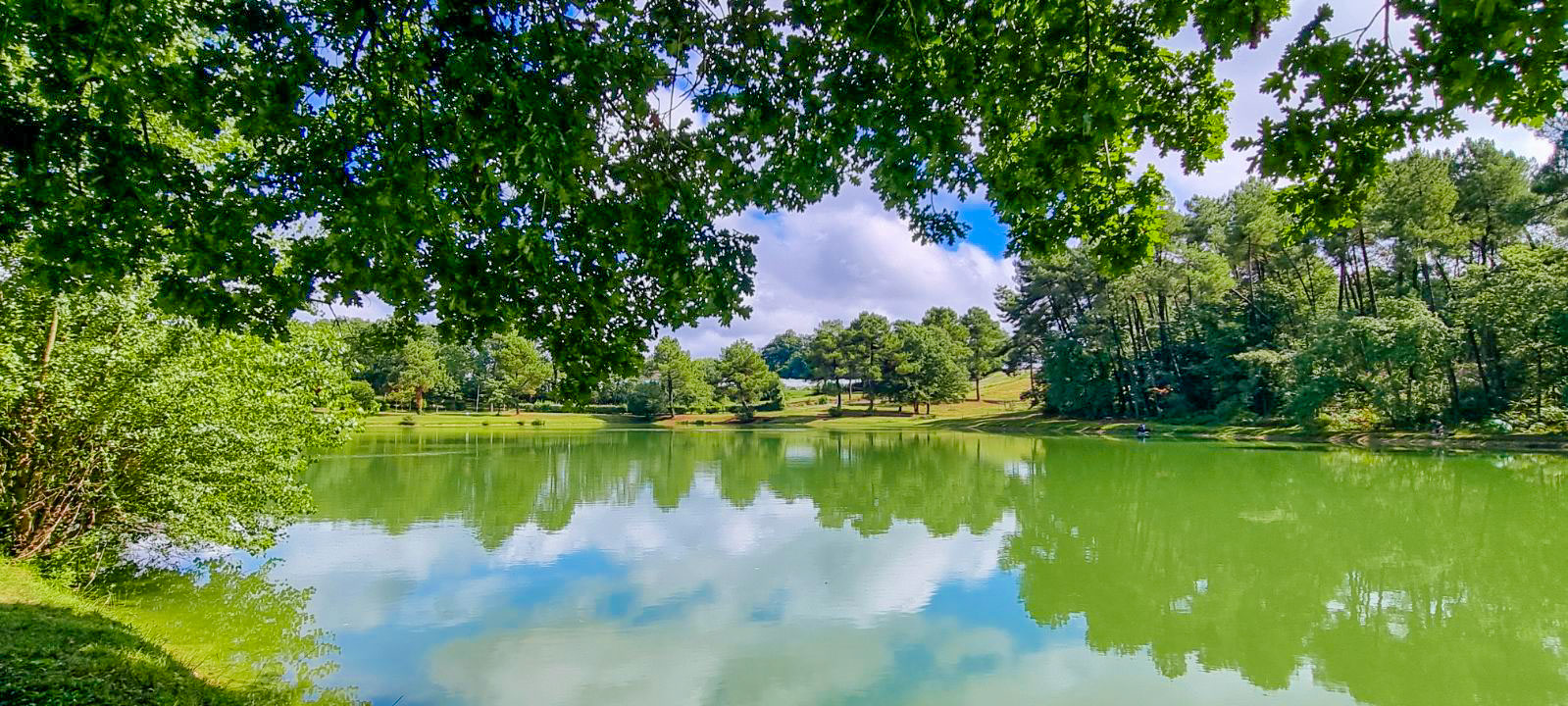 Camping nature calme et écologique à Douville, près de Bergerac en Dordogne